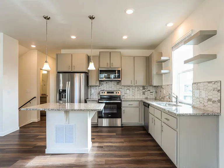 4721 N Tower Dr — Photo 9