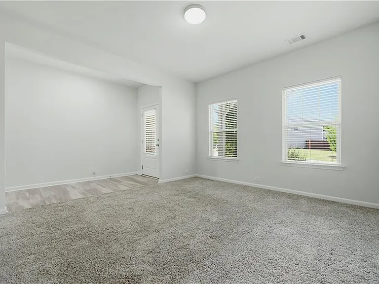 1900 Azure Grove Ct — Photo 4