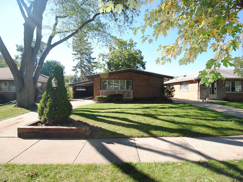 1st image of 216 Miner St
