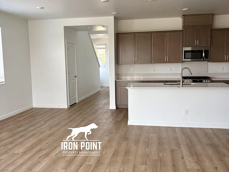 8285 W White Willow St — Photo 15