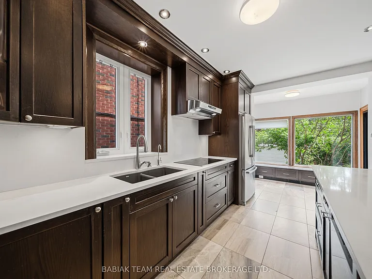 645 Windermere Ave — Photo 16