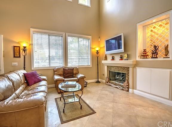 2nd image of 120 Woodcrest Ln