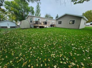 4503 Columbus Ct NW, Mandan, ND 58554