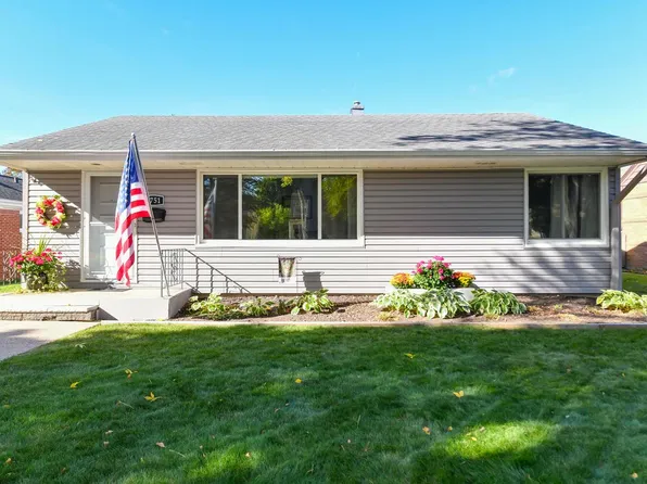 2751 North 88th STREET, Milwaukee, WI 53222