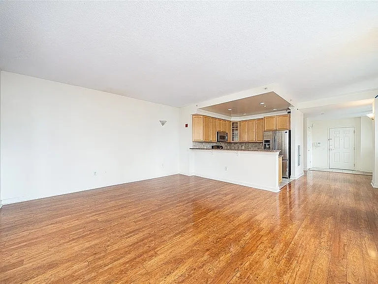 311 Washington St #6A — Photo 4