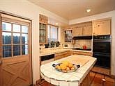 5th image of 4104 Camellia Ave
