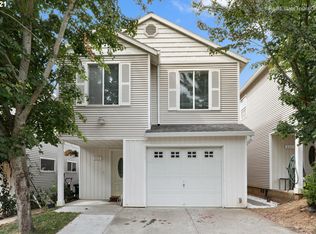 667 SE 148th Ave #9, Portland, OR 97233