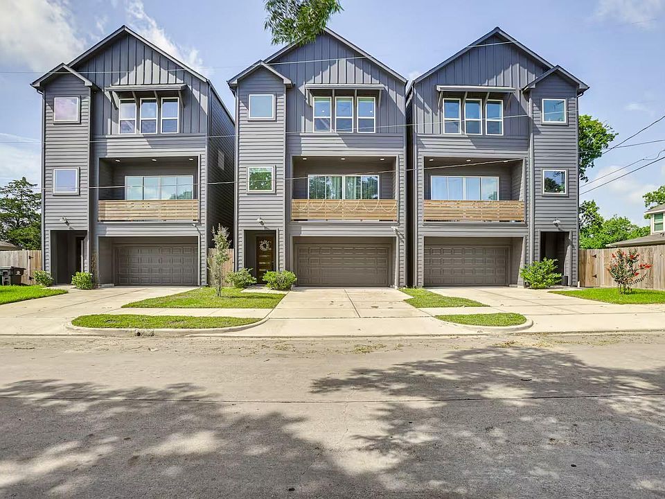 1st image of 3484 Luca St