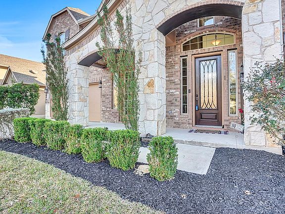 3rd image of 4308 Woodledge Pl