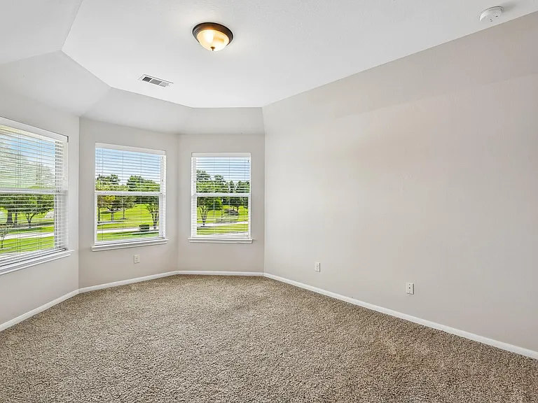 28134 Kudzu Dr — Photo 35