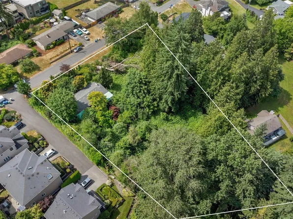 1412 N 40th Street, Renton, WA 98056