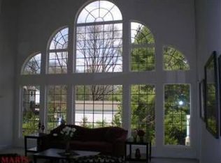 15 Bellerosa Pl, Saint Louis, MO 63122