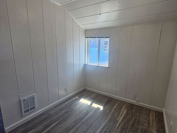 2nd image of 623-683 Perkins Ln #643