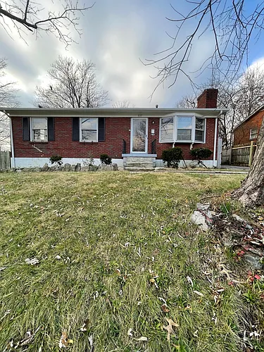 537 Plainview Rd Photo 1