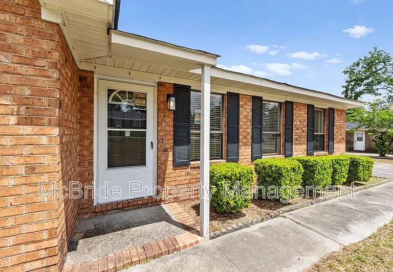 262 Indian Creek Rd — Photo 3