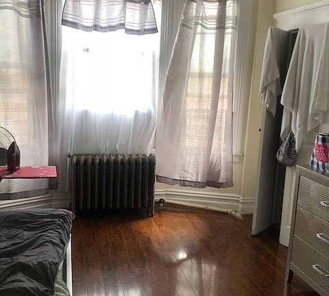 5th image of 153 Virginia Ave