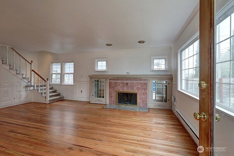 2nd image of 4418 N 8th Street