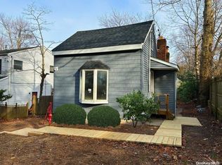 53 Nautilus Dr, Rocky Point, NY 11778