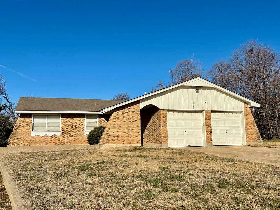 1st image of 5648 NW Beechwood Dr