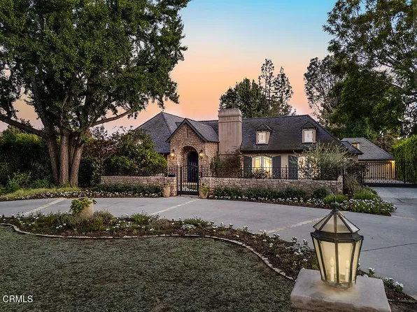 1886 San Pasqual St, Pasadena, CA 91107