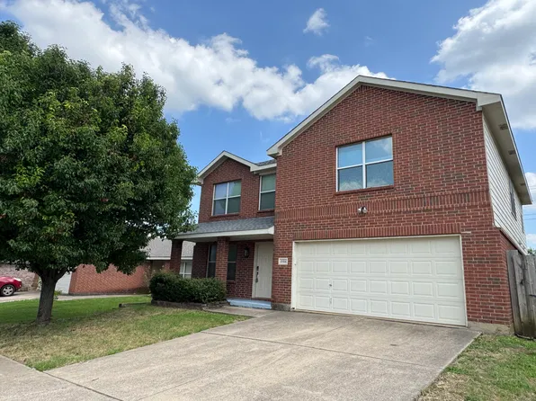 4908 Trail Creek Dr, Fort Worth, TX 76244