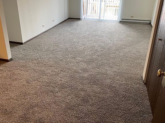4th image of 1902 Heatherway Ln APT 2A