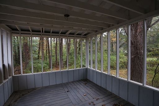 2nd image of 444 Kelly Dr