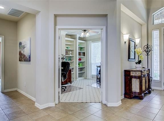 3rd image of 1859 Darnell Cir