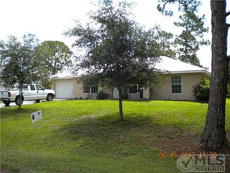 2nd image of 3534 NW 28th Ave