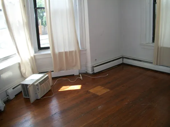 181-183 Harvard St #1, Cambridge, MA 02139