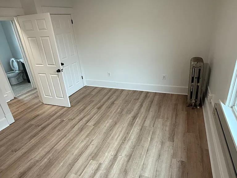 1304 Electric Ave #3 — Photo 7