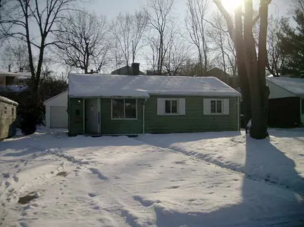 922 Ridgedale Rd, South Bend, IN 46614
