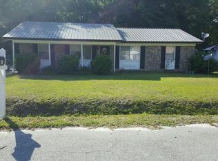 613 Caines Rd, Hinesville, GA 31313