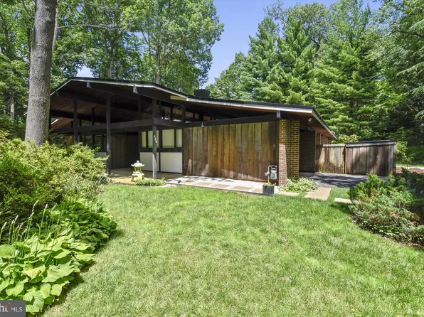 400 W Windsor Ave, Alexandria, VA 22302