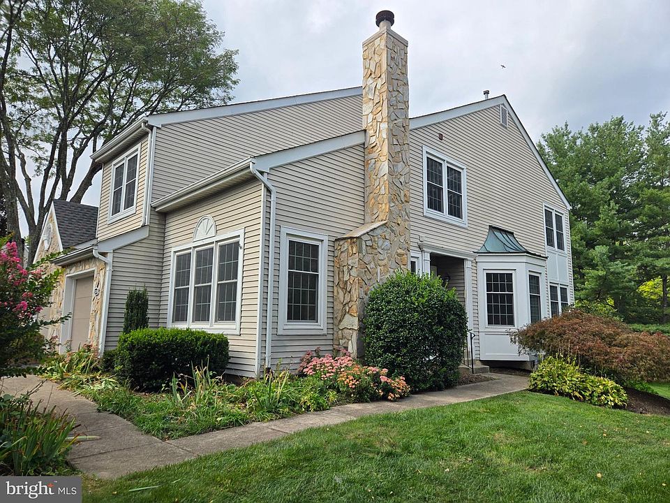 1st image of 304 Eagle Ln