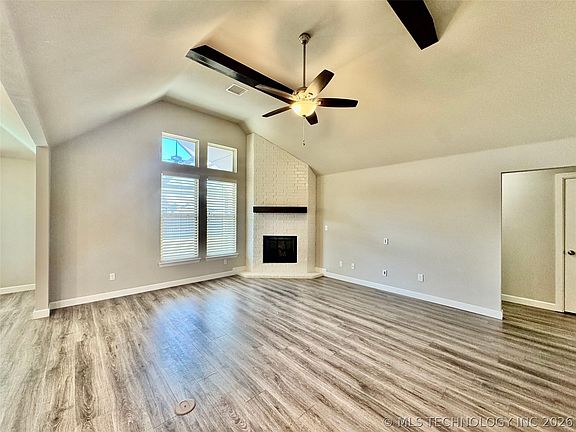 5th image of 4224 S 185th East Ave