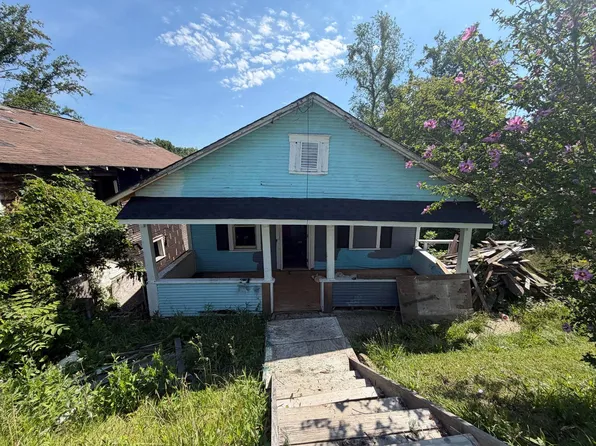 1506 Woodland Dr, Charleston, WV 25302