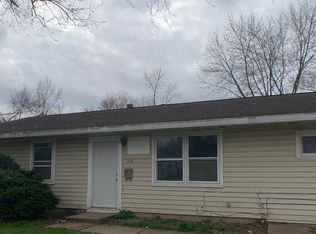 1112 Glenwood Dr, Danville, IL 61832