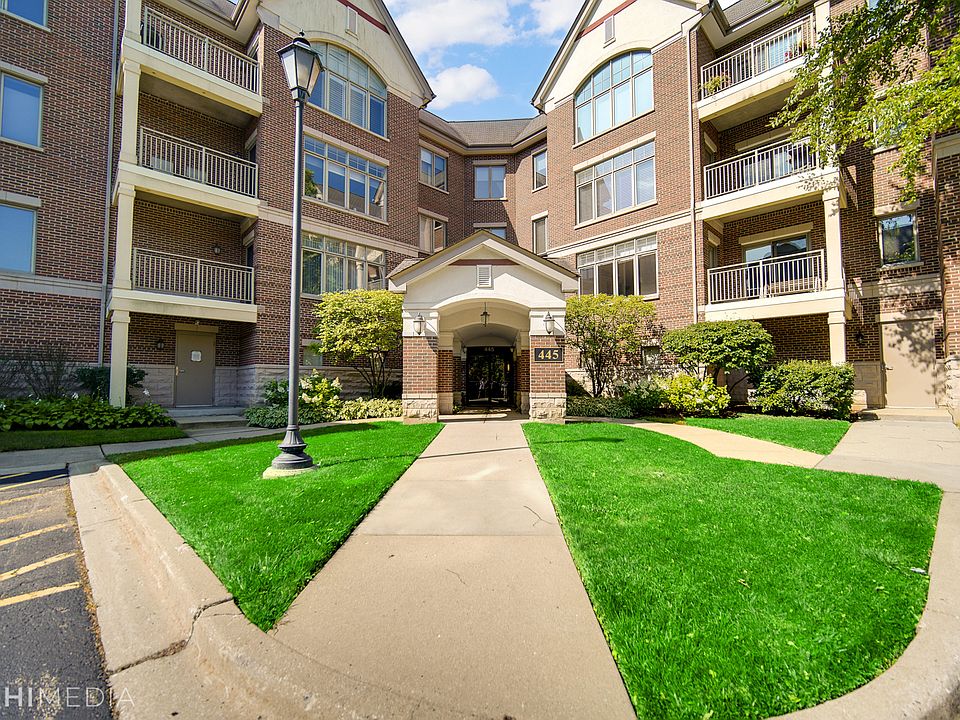 1st image of 445 Village Grn Unit 205