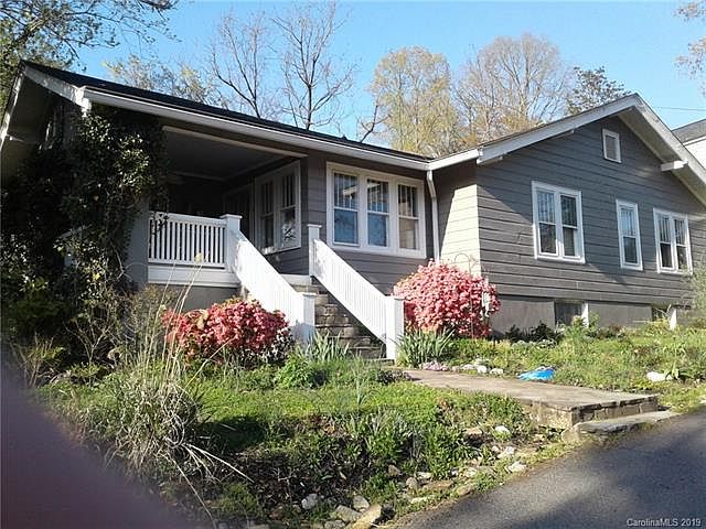 1st image of 26 Hillside Dr