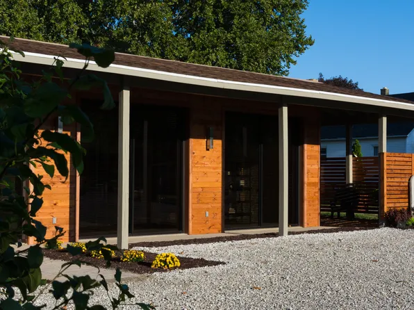 2039 Chartres St, La Salle, IL 61354