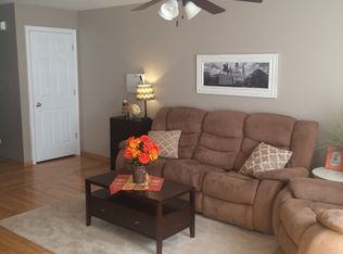 1429 Rhett Pl, Woodstock, IL 60098