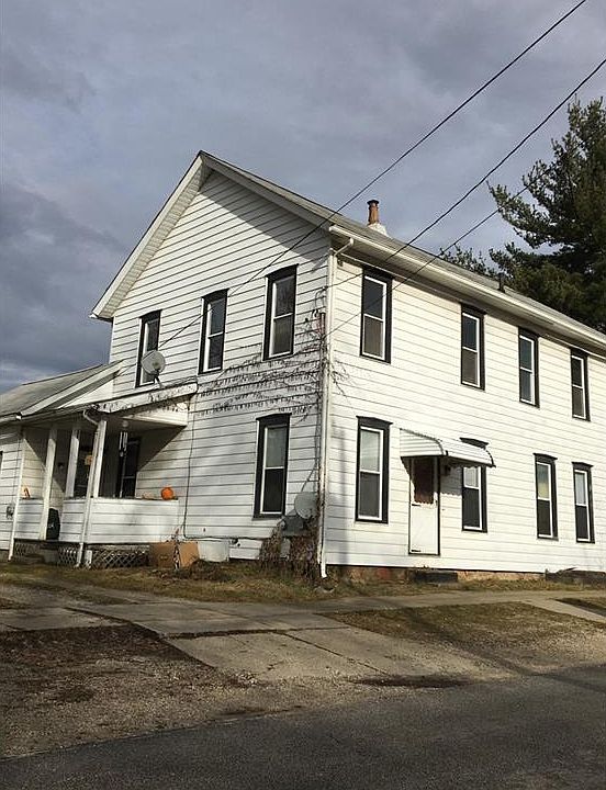 1st image of 450 W Highland Ave