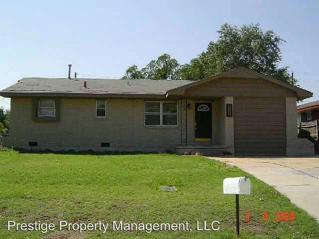 1st image of 4806 NW Lindy Ave