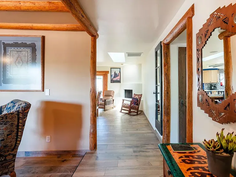 5312 E Ludlow Dr — Photo 11