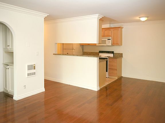 2nd image of 2616 5th St APT 104