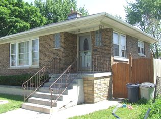 7301 W 61st Pl, Summit, IL 60501