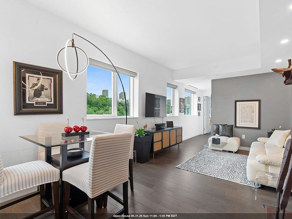 1st image of 800 Avenue At Port Imperial APT 813