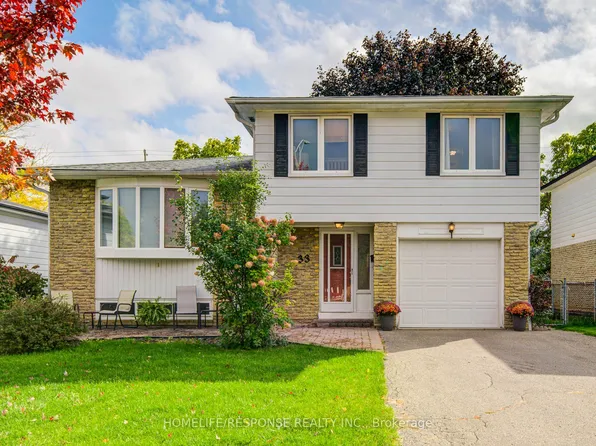 33 Groveland Cres, Brampton, ON L6S 1L1