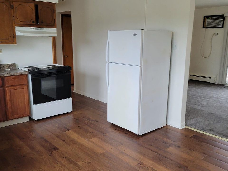 1st image of 13944 Indiana Ave #1M